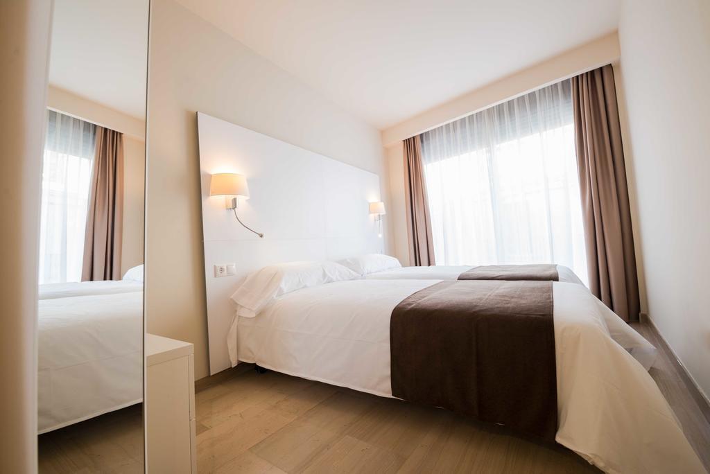 Apartaments Peronel.La Lleida Exterior foto